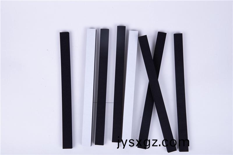 CR減(jian)震保溫條