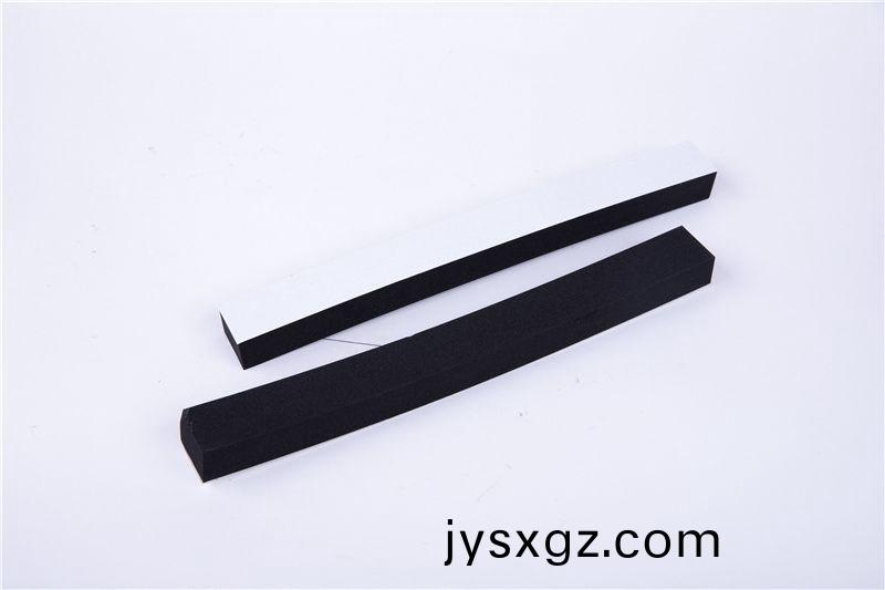 CR減震(zhen)保溫條